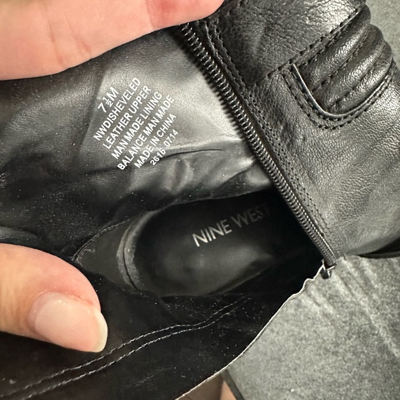 Nine West leather boots size 7.5 - Picture 4 of 5